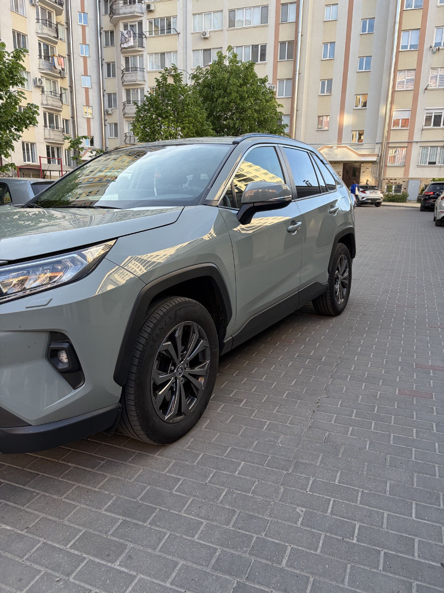 Toyota RAV4 2023