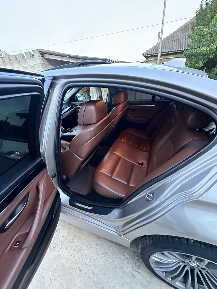 BMW 5 Series 2010