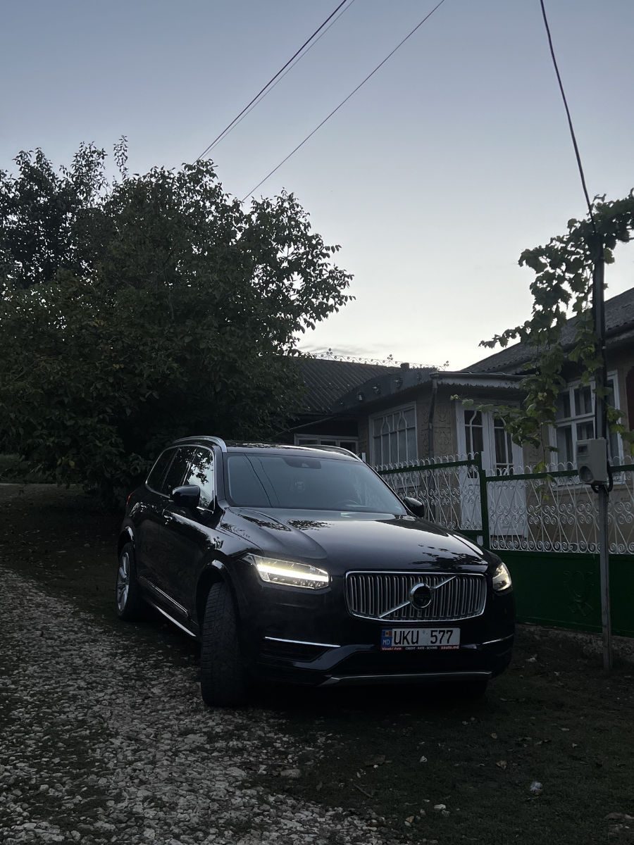 Volvo XC90 2019