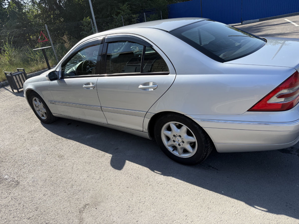 Mercedes C-Class 2004
