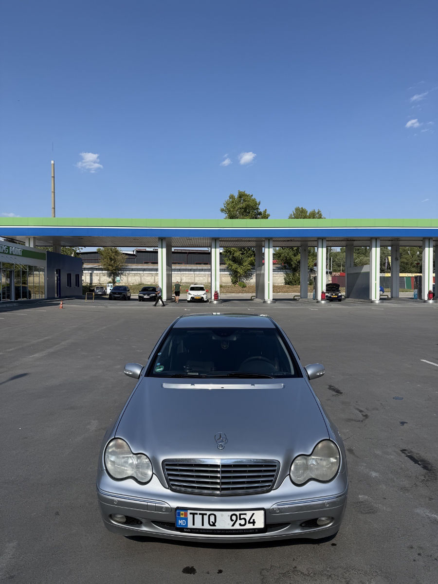 Mercedes C-Class 2004