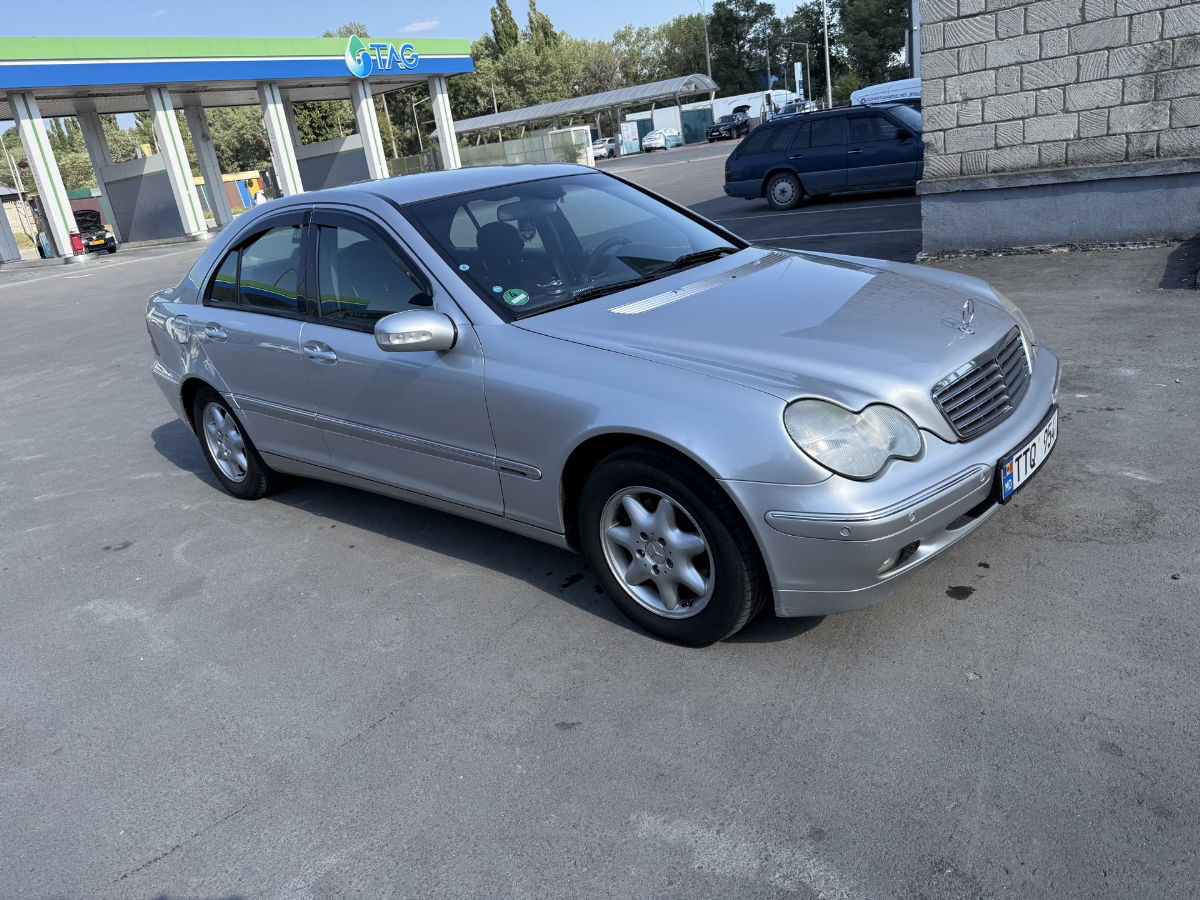 Mercedes C-Class 2004