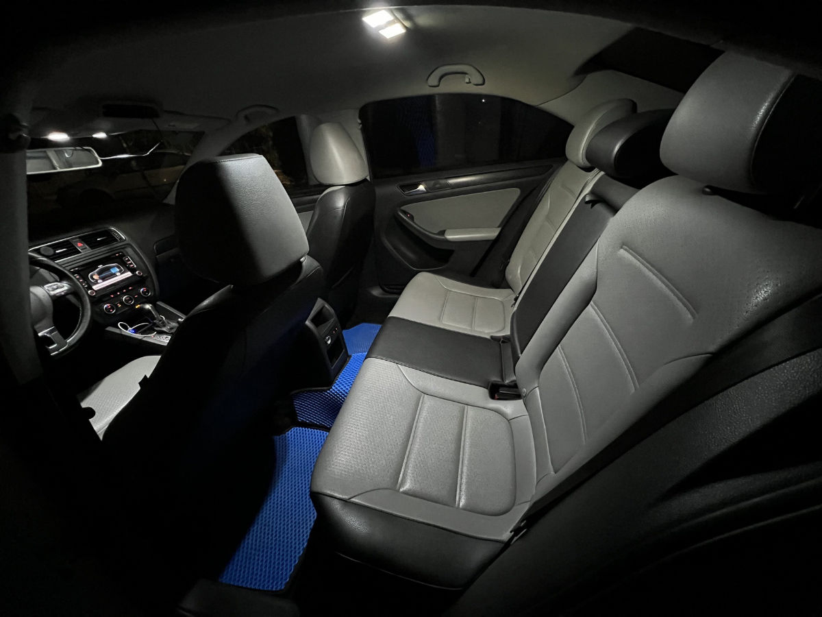 Volkswagen Jetta 2013