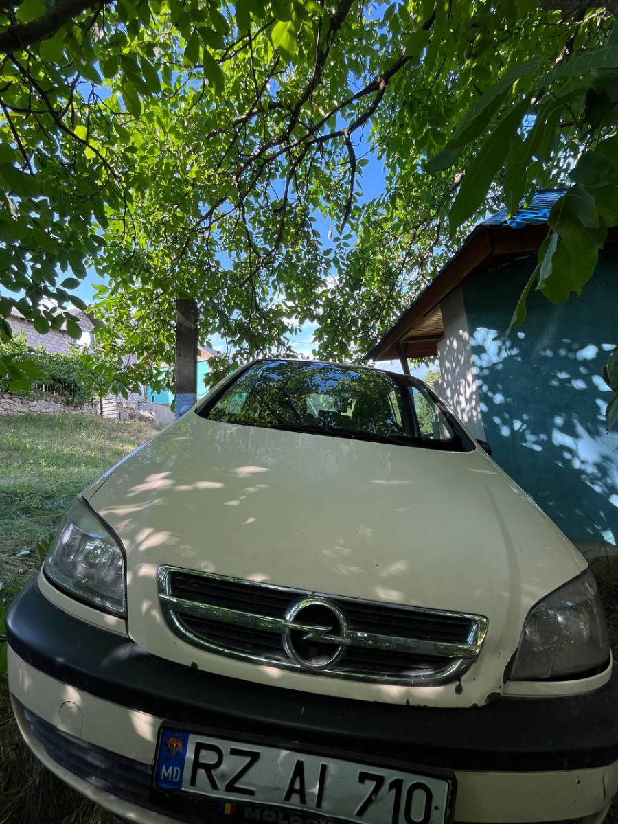 Opel Zafira 2005