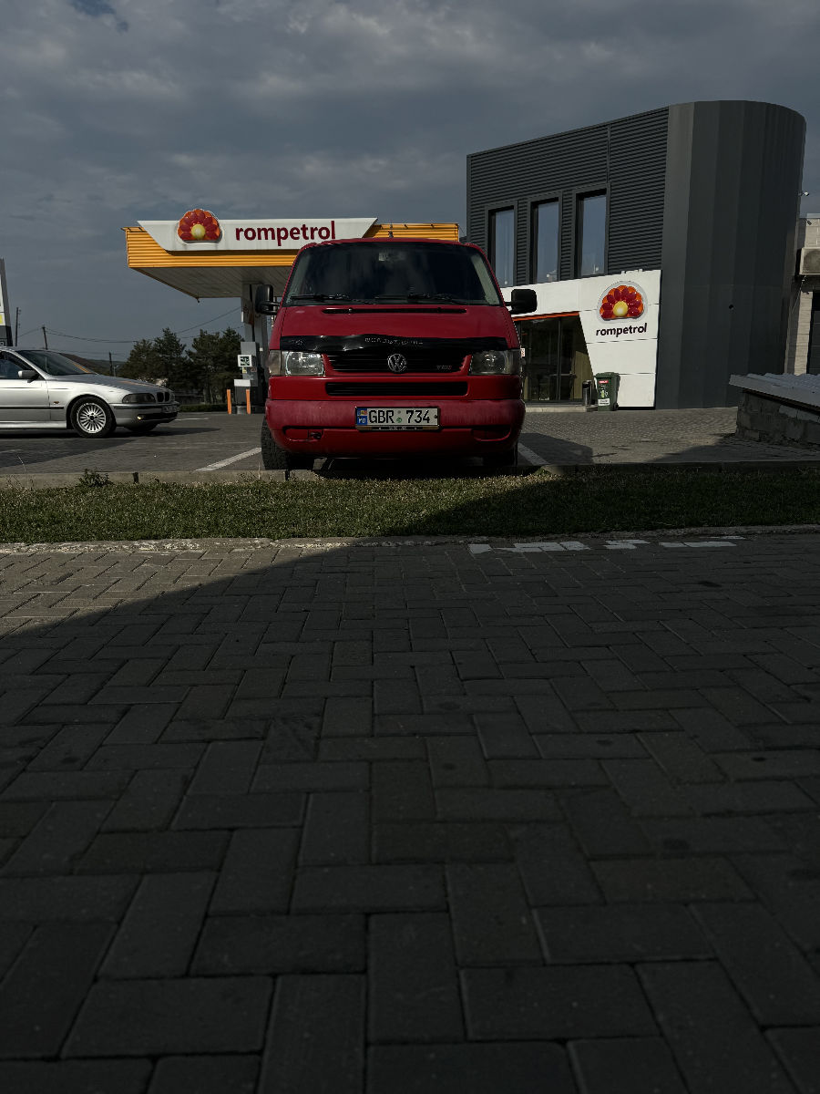 Volkswagen Transporter) 2001