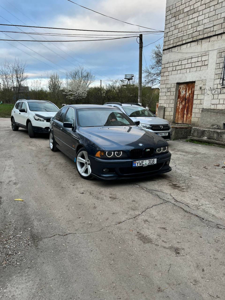 BMW 5 Series 2003