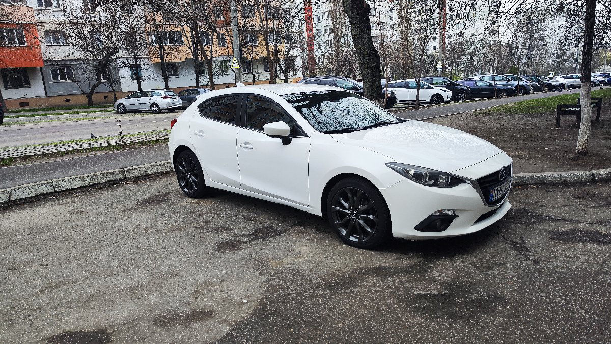Mazda Mazda3 2016