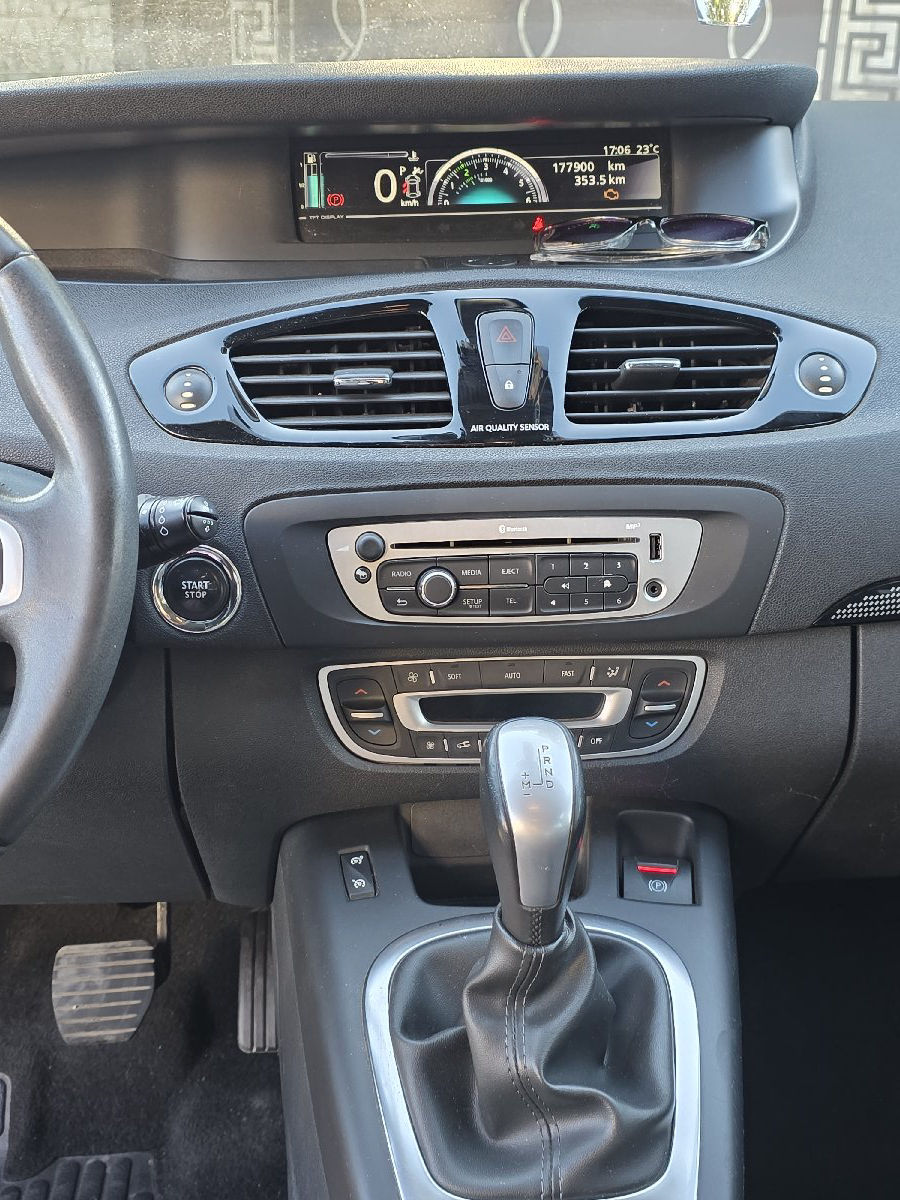 Renault scenic III 2012