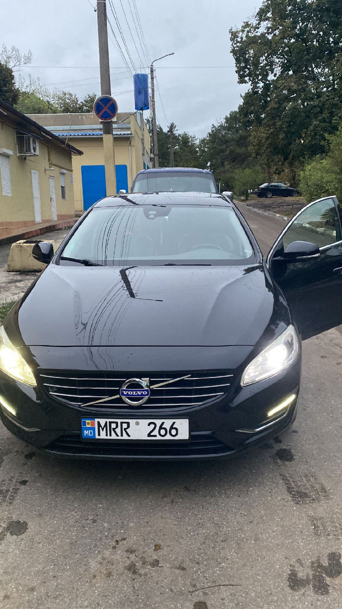 Volvo V60 2015