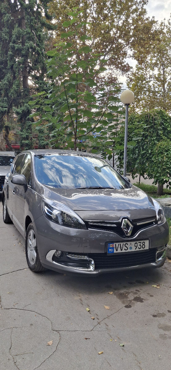 Renault Scenic 2012