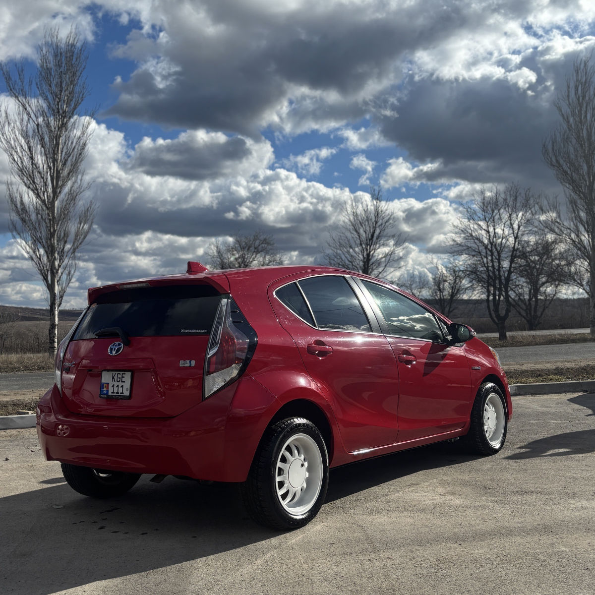Toyota Prius c 2016
