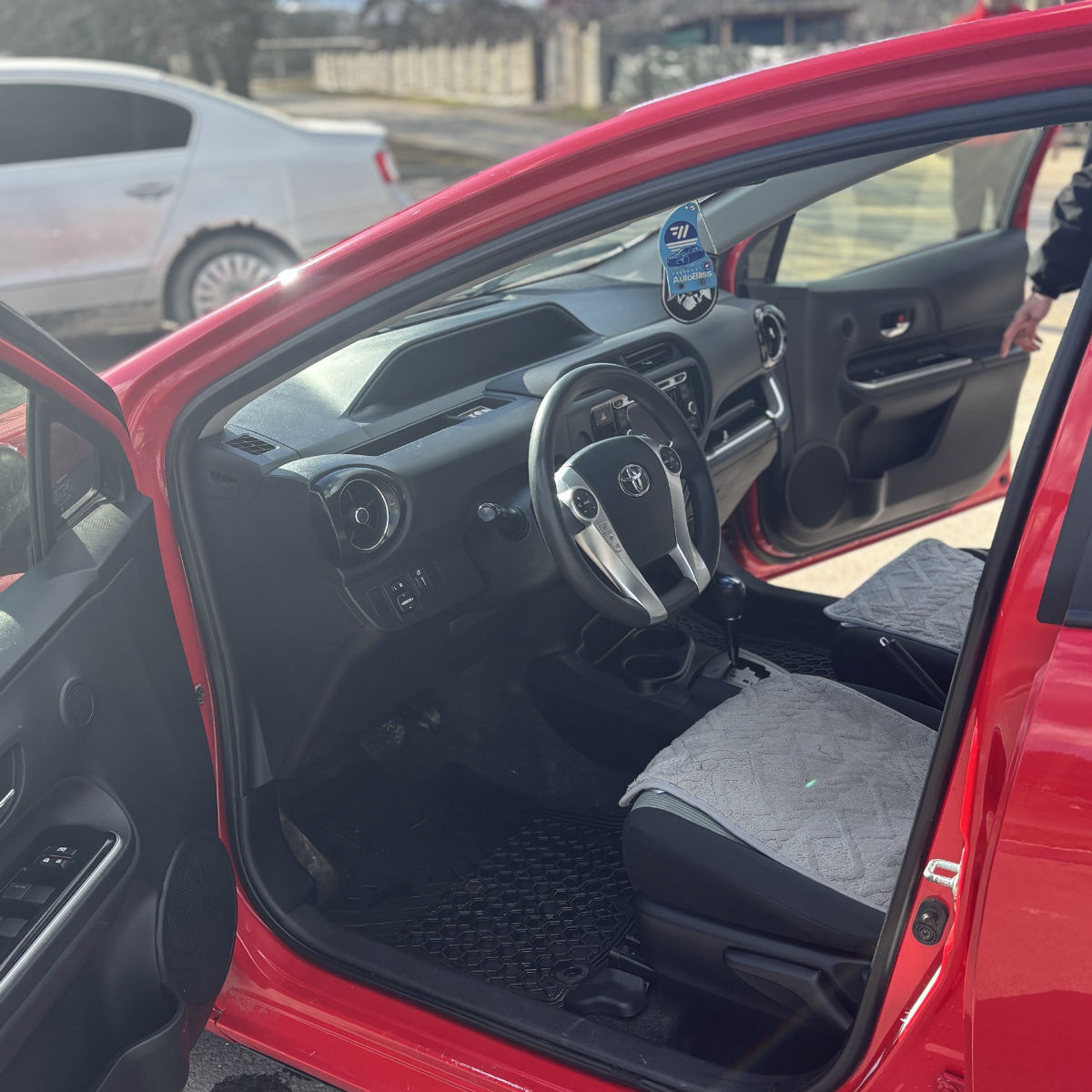 Toyota Prius c 2016