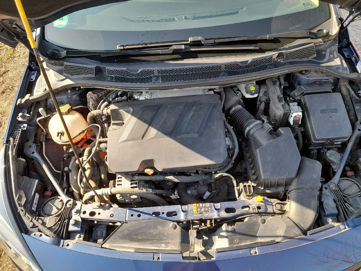 Opel Astra 2021