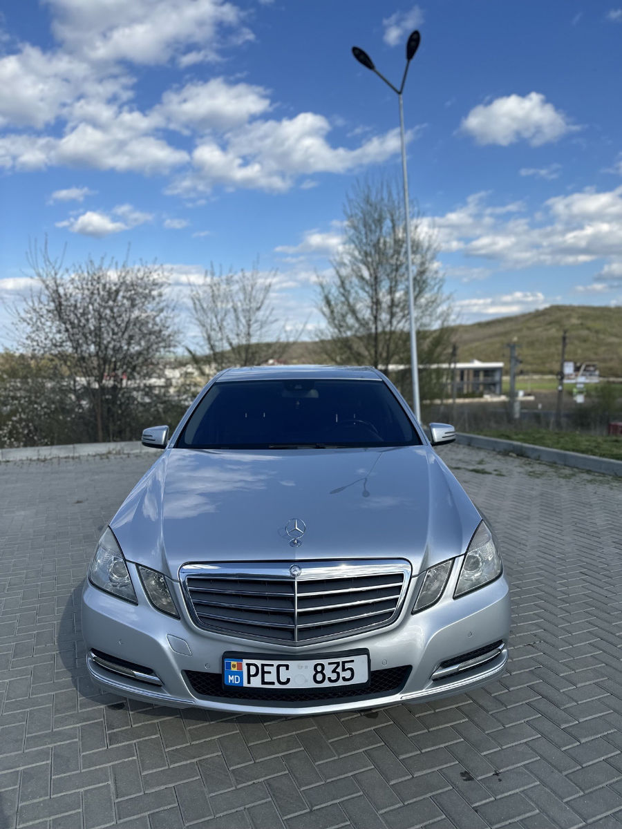 Mercedes E-Class 2009