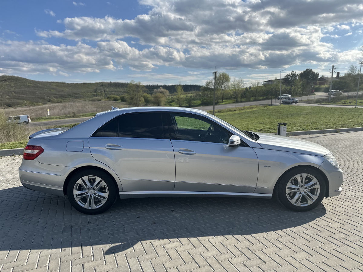 Mercedes E-Class 2009