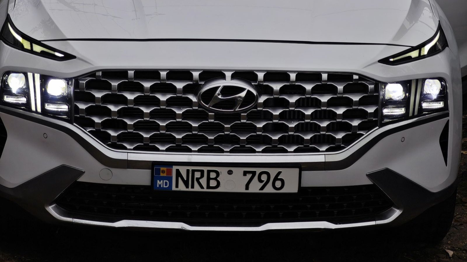 Hyundai Santa Fe Hybrid 2023