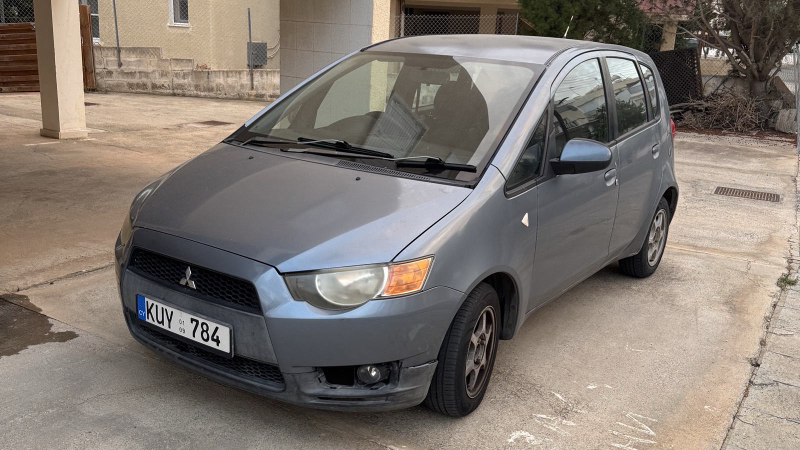 Mitsubishi Colt 1500 2009
