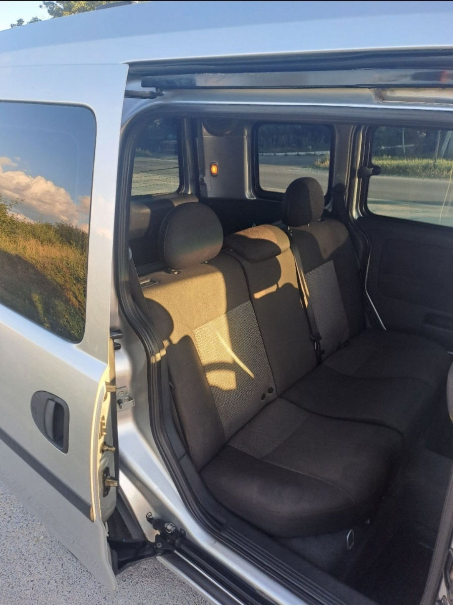 Opel Combo 2009