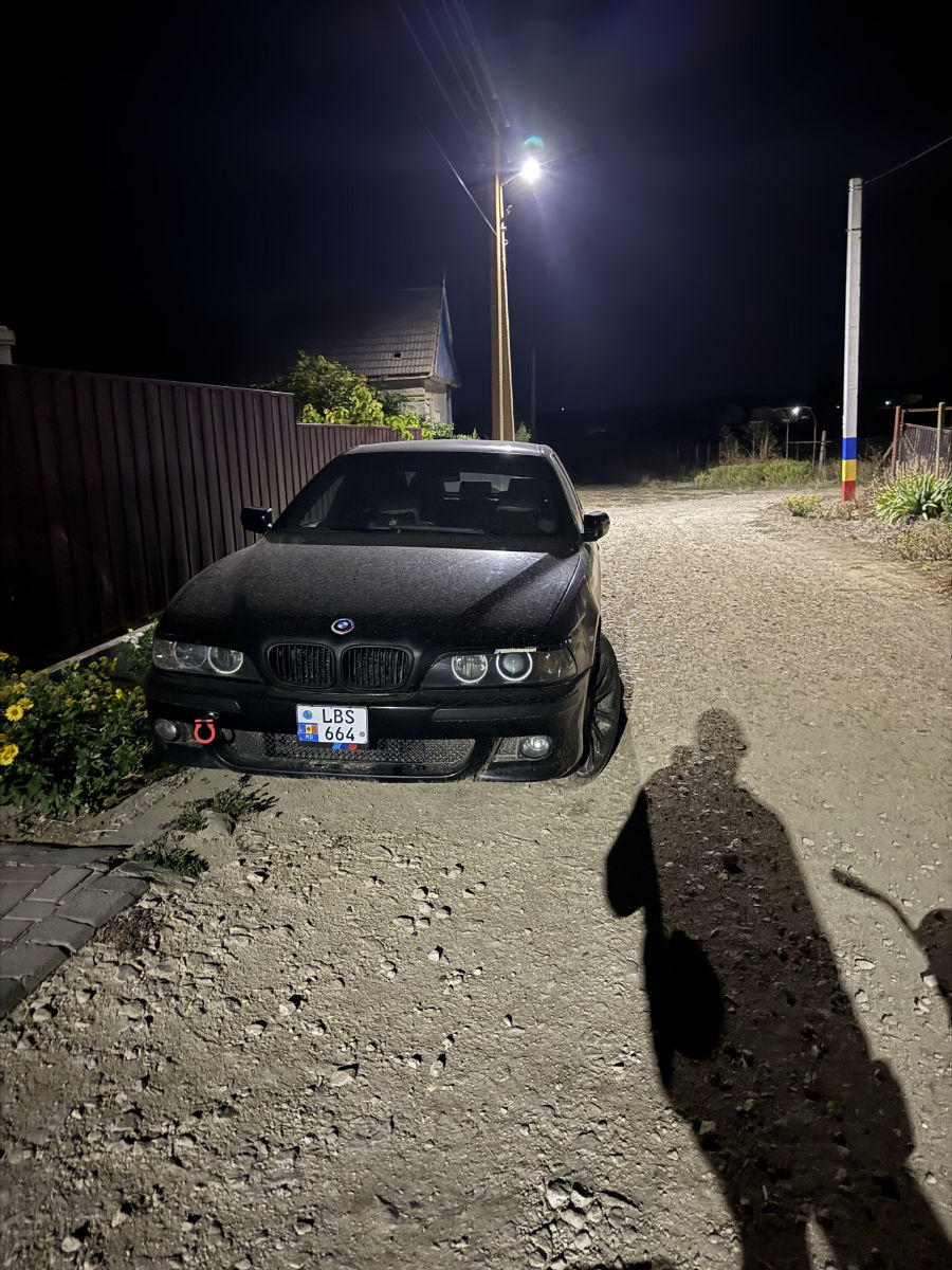 BMW 5 Series 2000