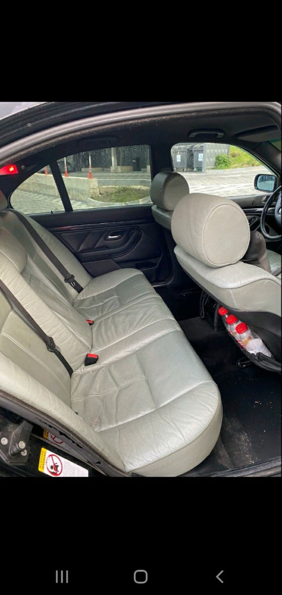 BMW 5 Series 2000