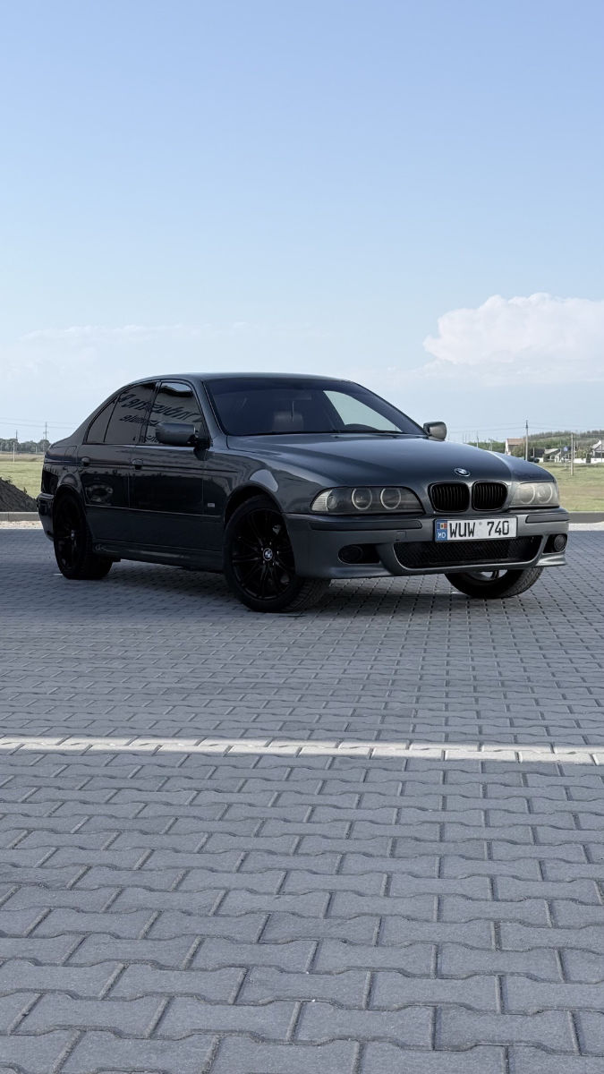 BMW 5 Series 2003