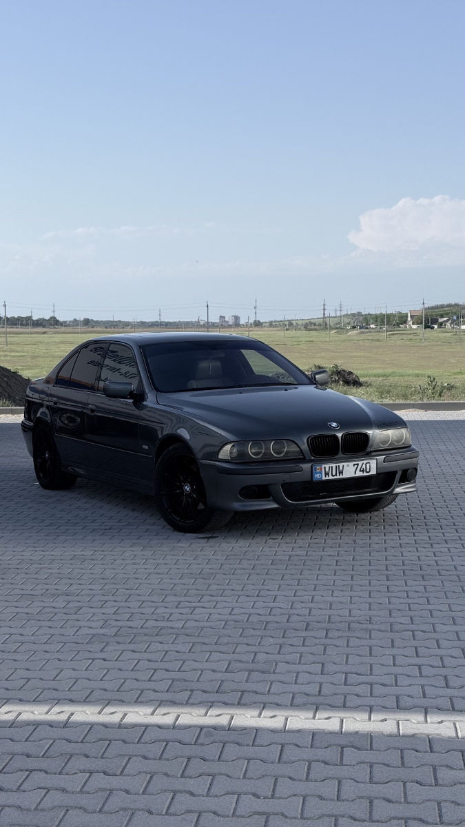 BMW 5 Series 2003