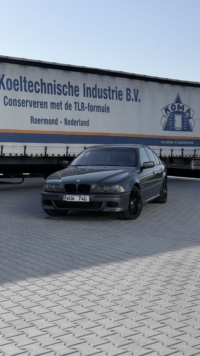 BMW 5 Series 2003