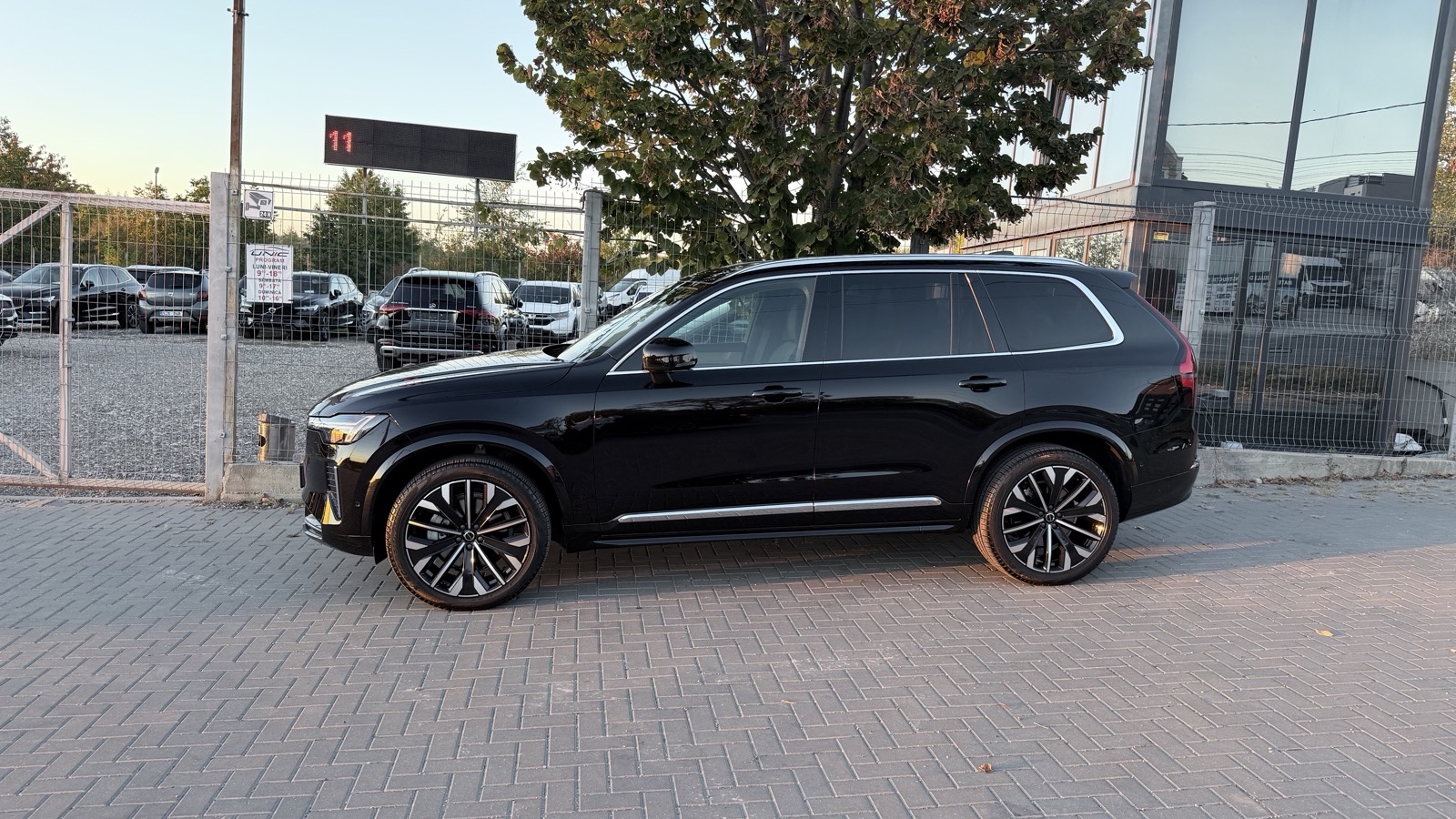 Volvo XC90 2025