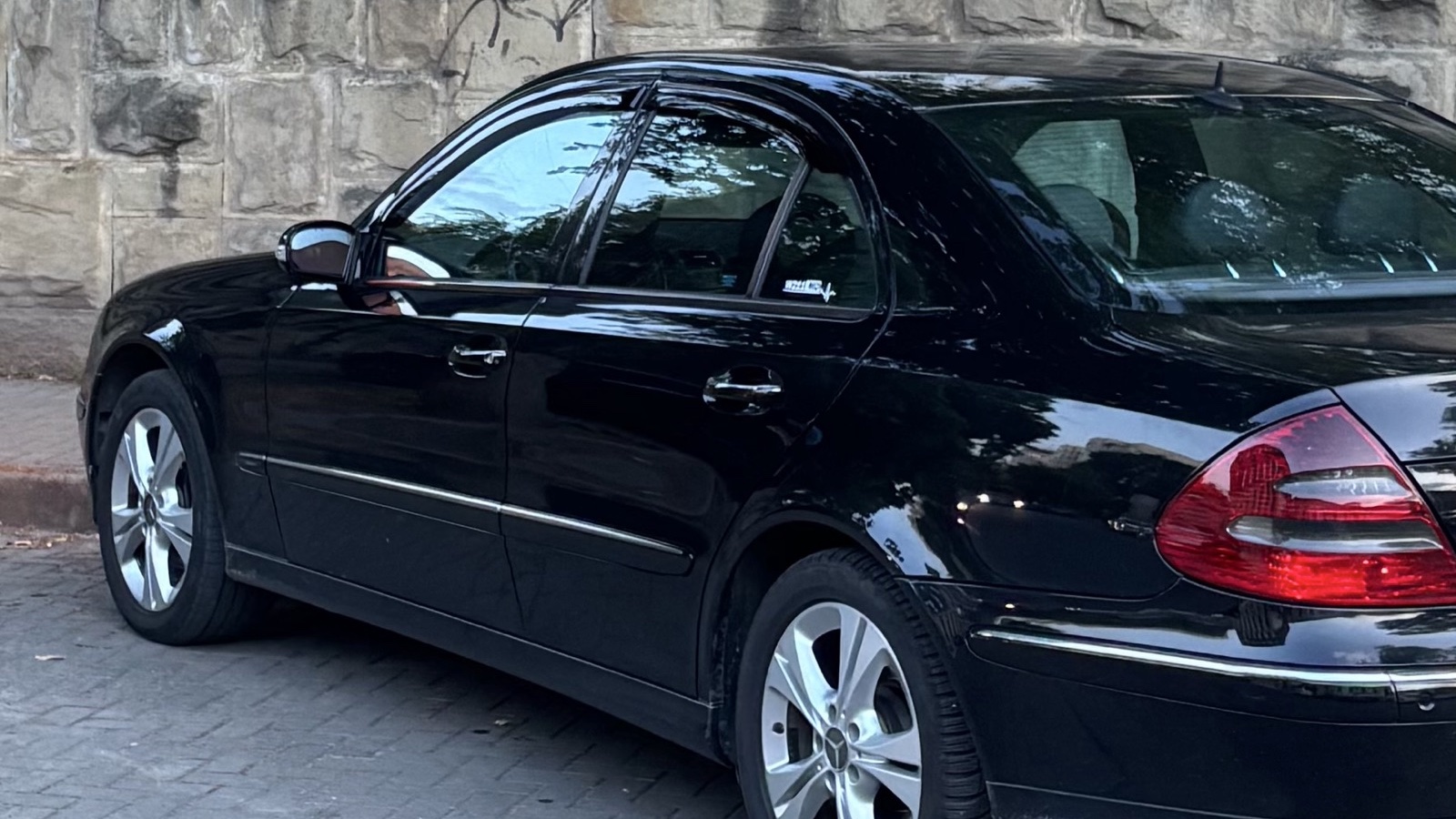Mercedes-Benz E-Class 2003