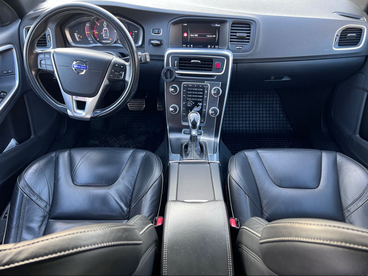 Volvo V60 2014