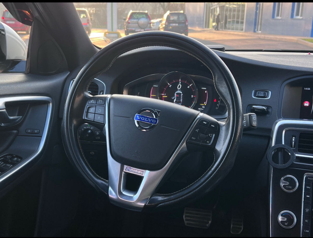 Volvo V60 2014