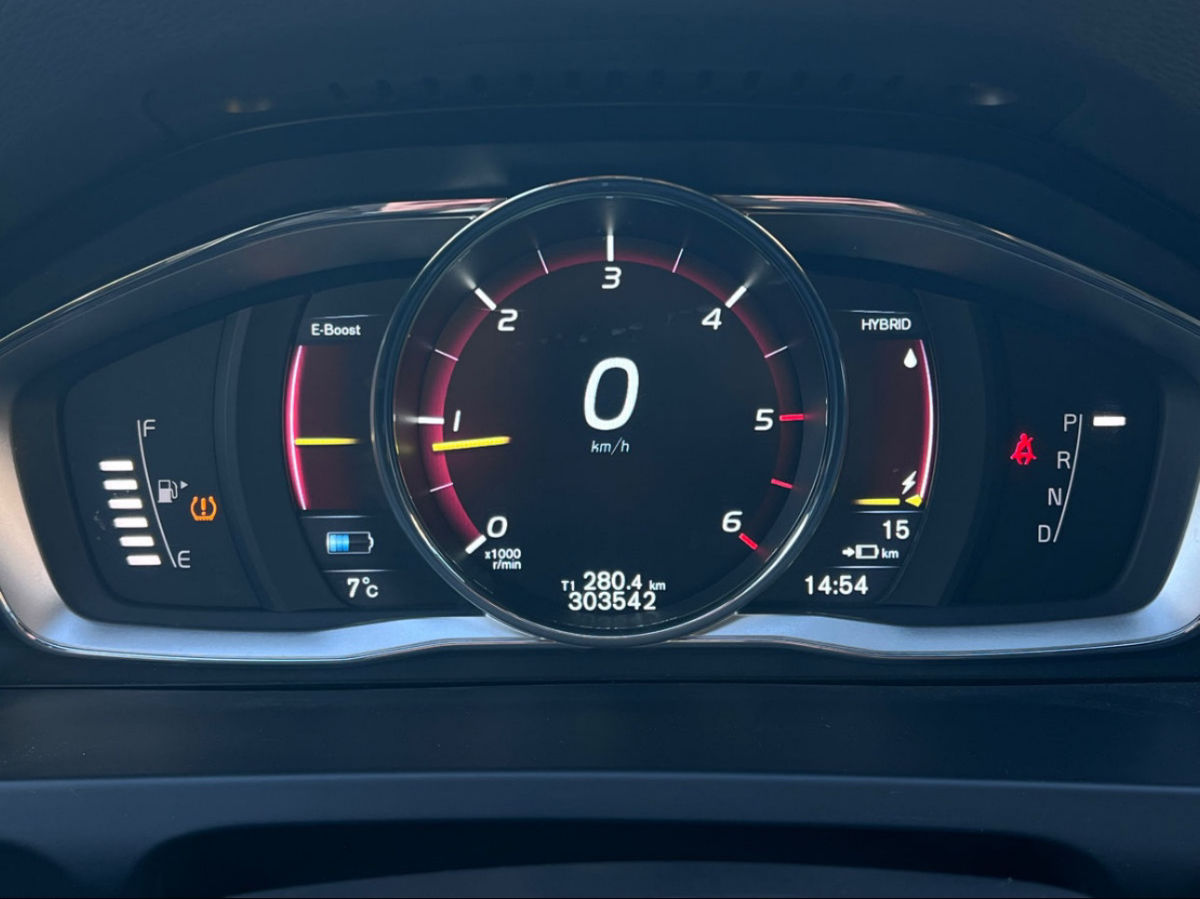 Volvo V60 2014