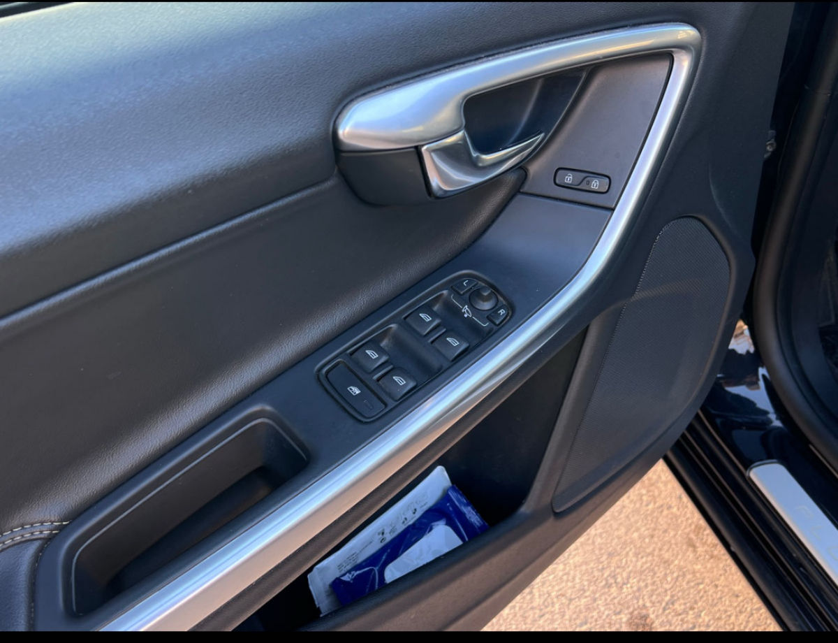 Volvo V60 2014