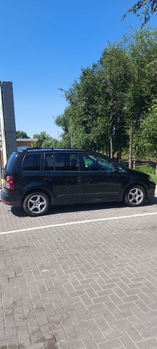 Volkswagen Touran 2009