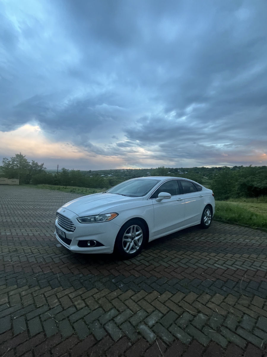 Ford Fusion 2016