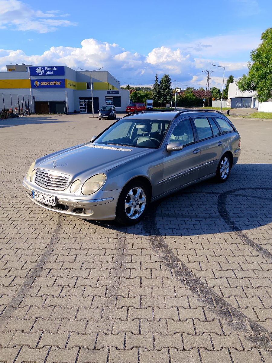 Mercedes E-Class 2004