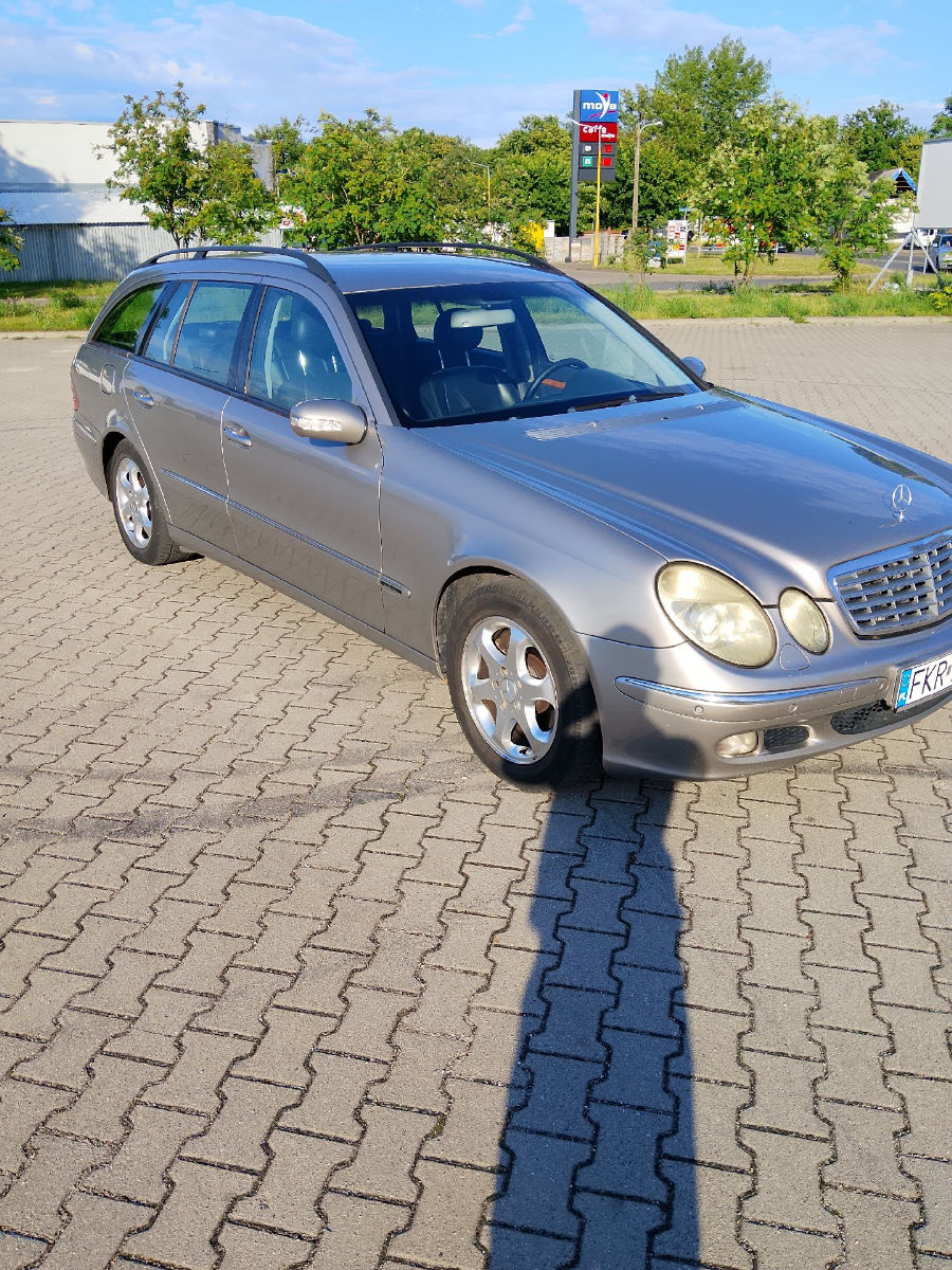 Mercedes E-Class 2004
