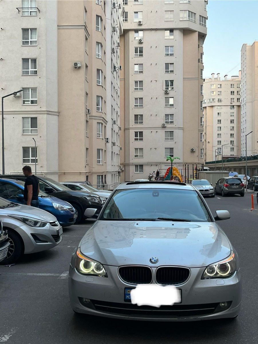 BMW 5 Series 2003