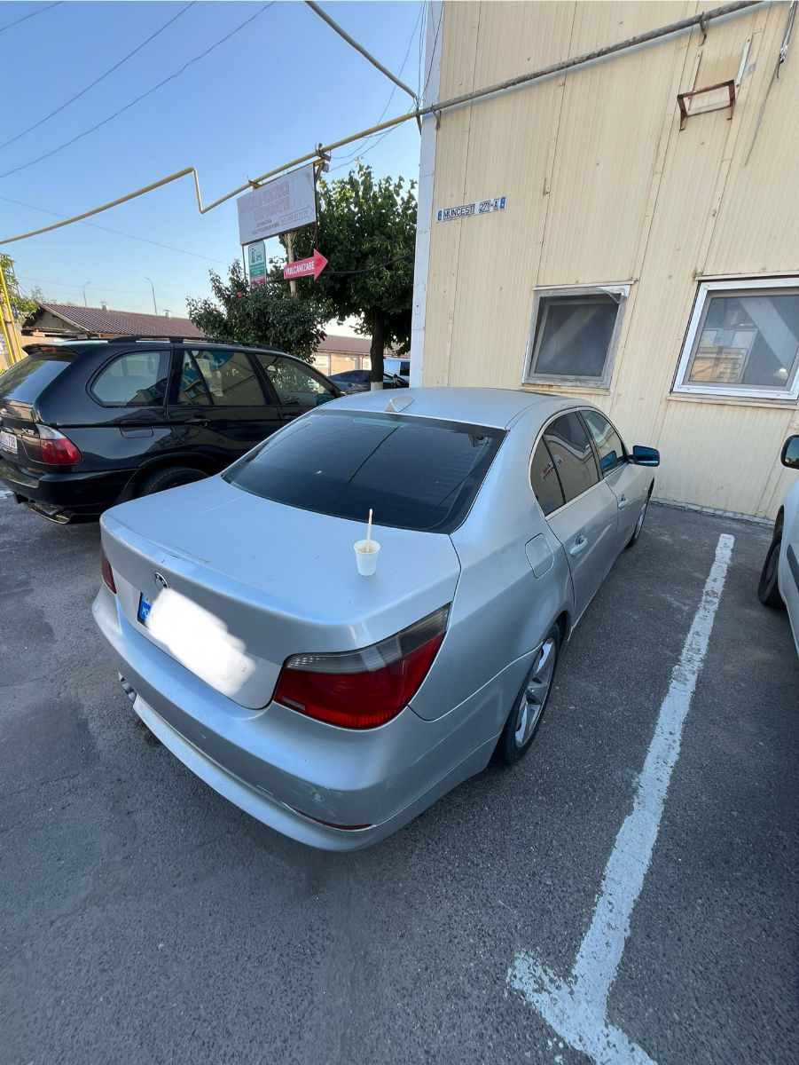 BMW 5 Series 2003