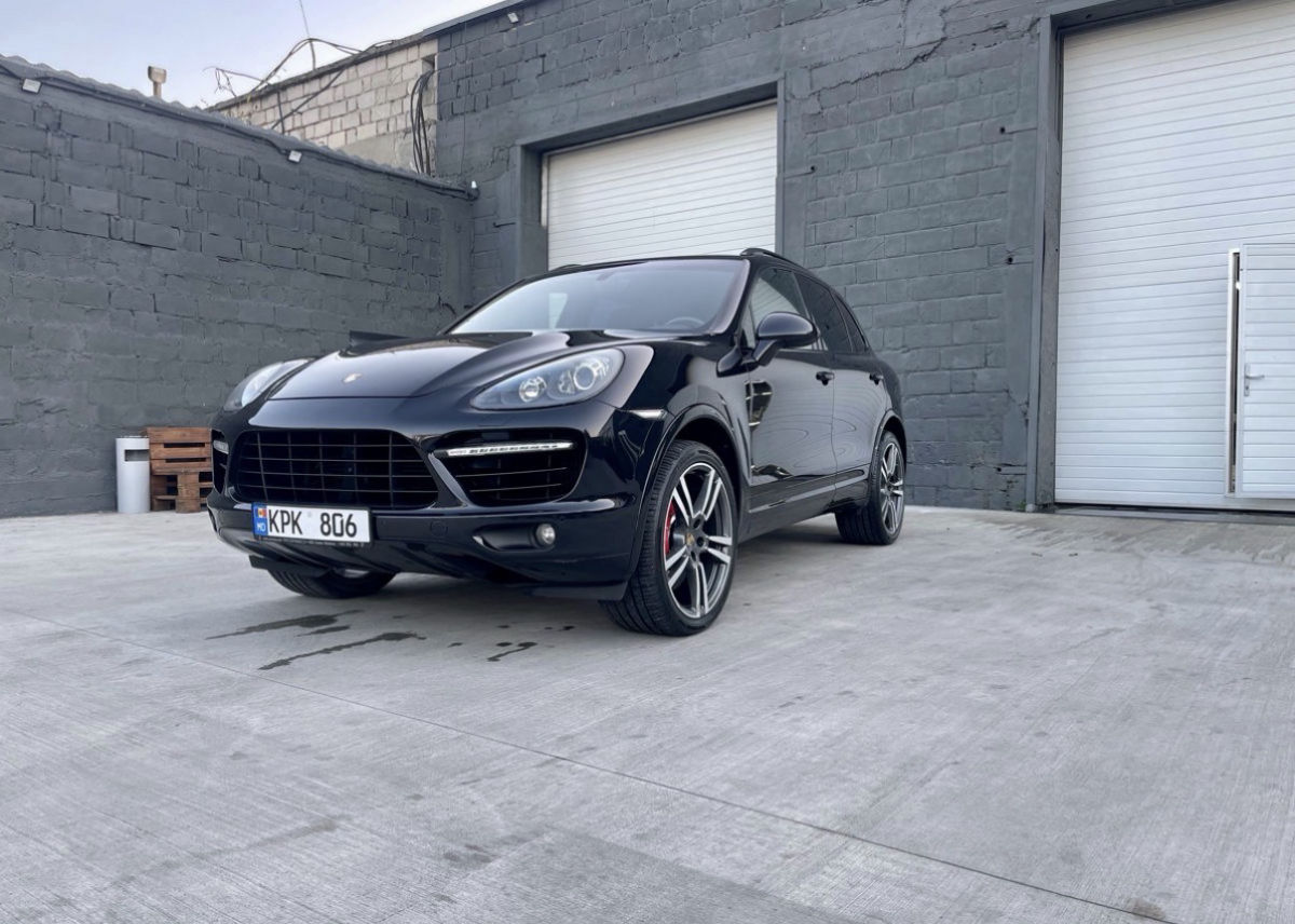 Porsche Cayenne 2012