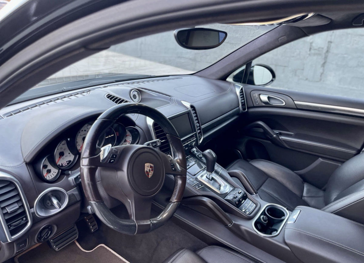 Porsche Cayenne 2012