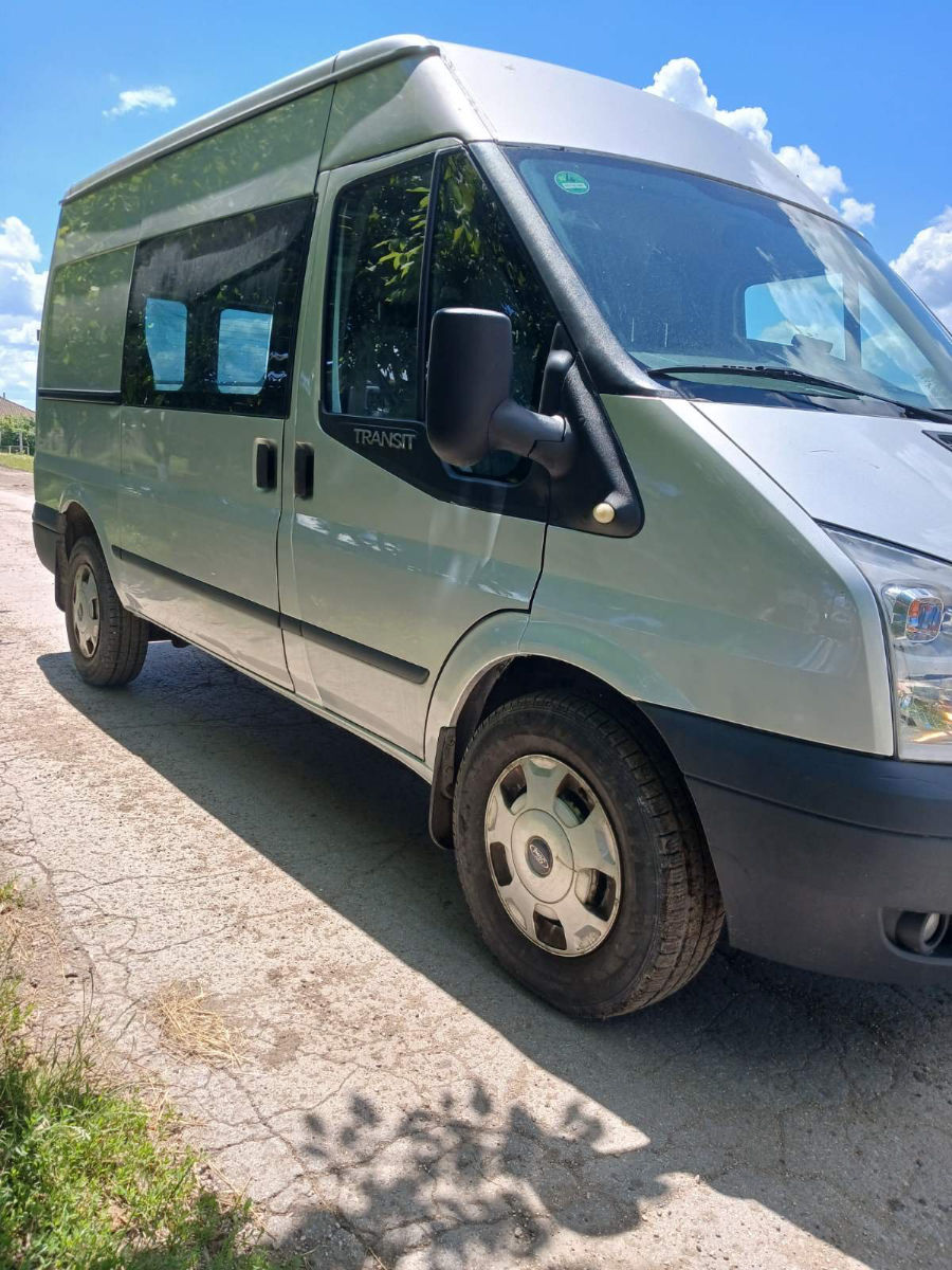 Ford Transit 2011