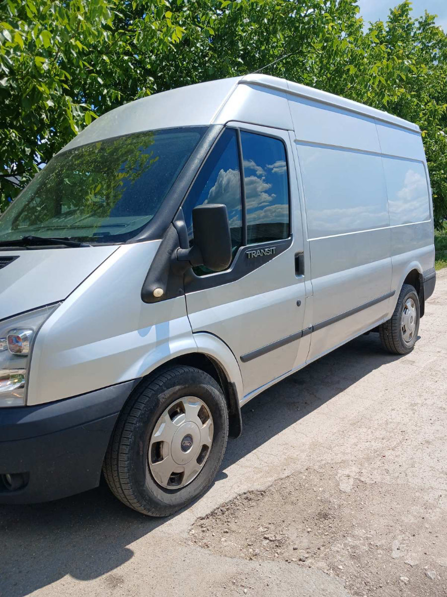 Ford Transit 2011