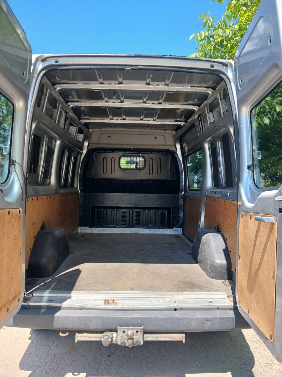 Ford Transit 2011