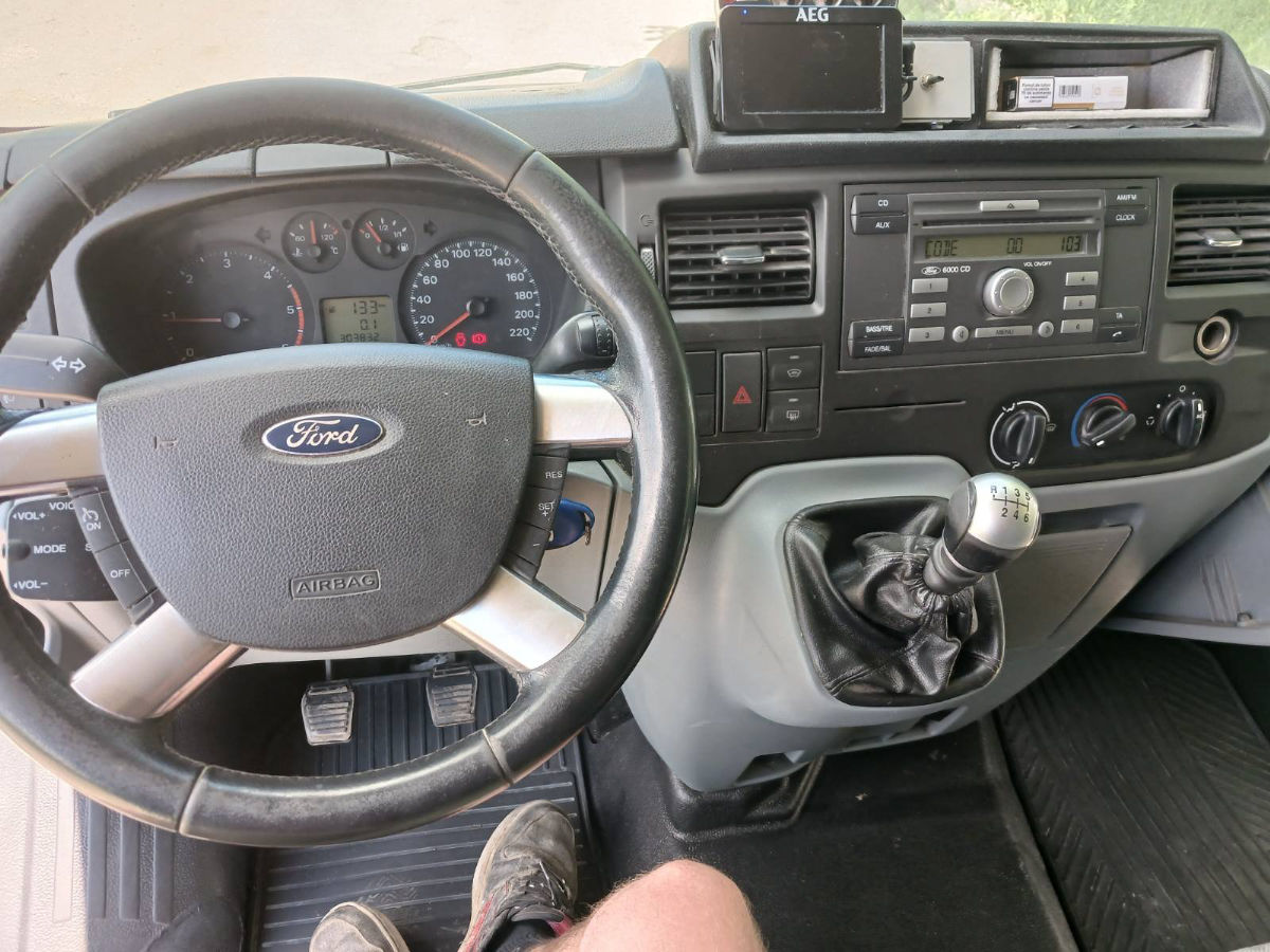 Ford Transit 2011