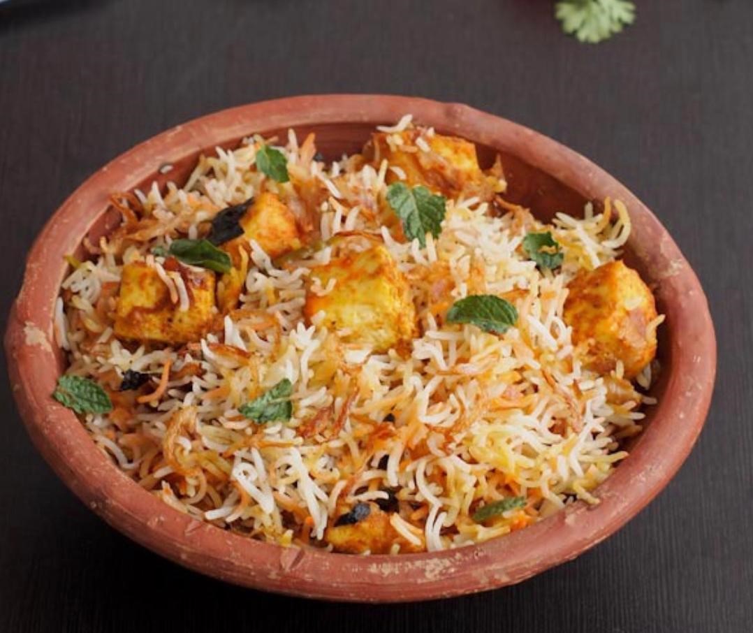 Hyderabadi Paneer Dum Biryani