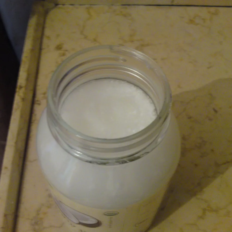 Coconut oil — reference photograph