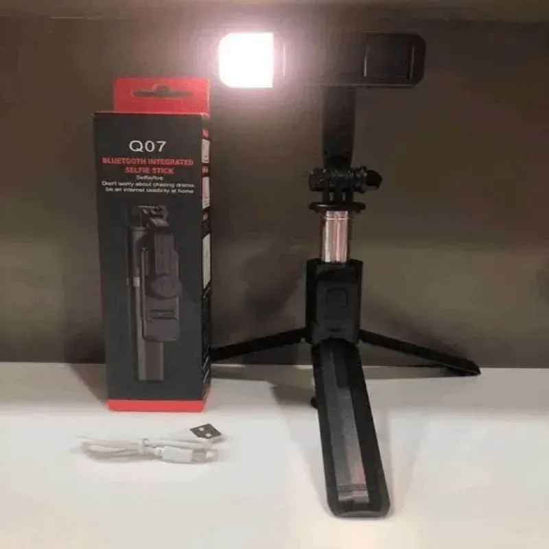 Q07 Selfie Stick Tripod with Fill Light & Remote