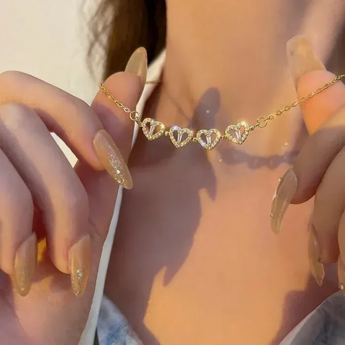 Magnetic Heart & Clover Necklace