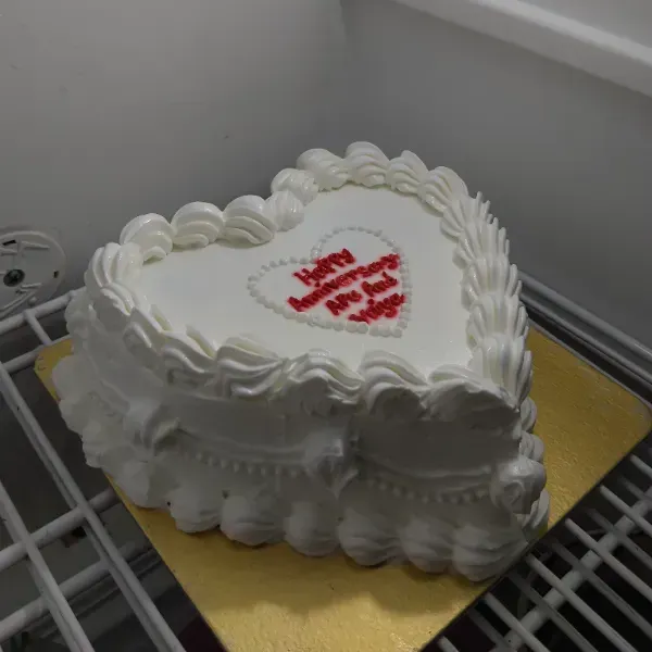 Strawberry  cake 🍰
